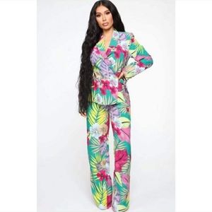 Tropical Chic Floral 2 Piece Pantsuit